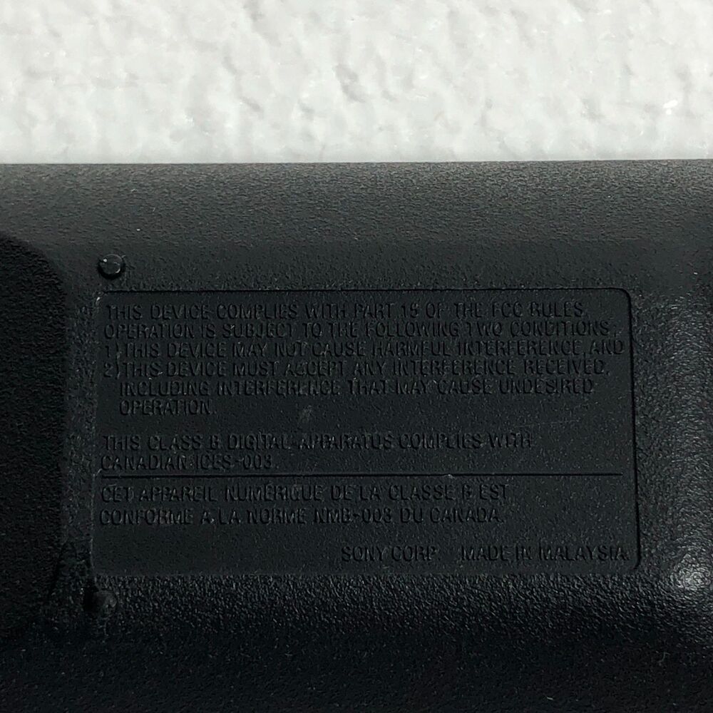Sony DVD Player Remote Control RMT-D165A - Picture 6 of 8
